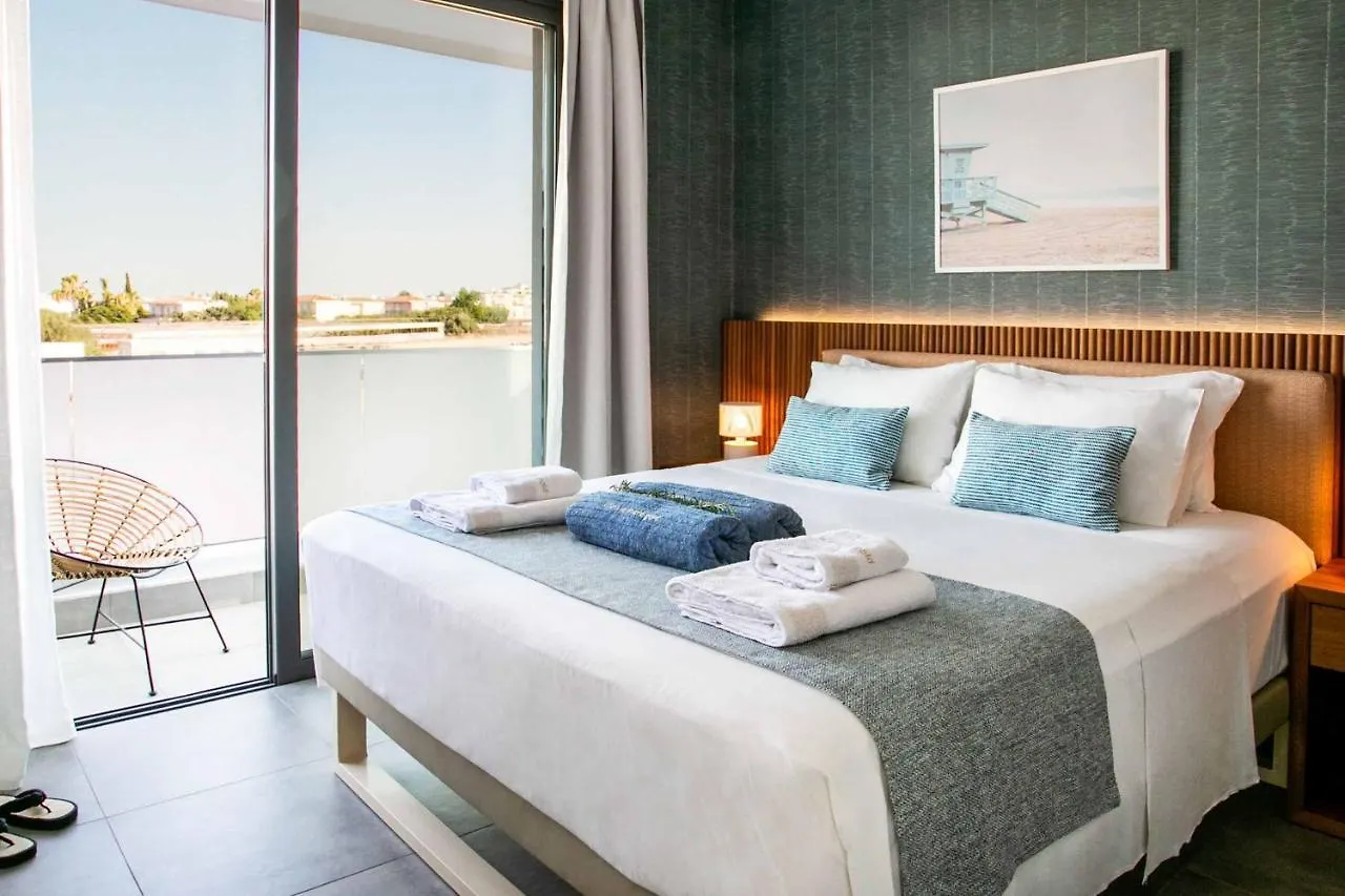 Chris Le Mare Gold Luxury Villa location